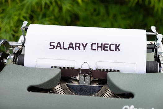 How to Answer Salary Expectations (Without Lowballing)